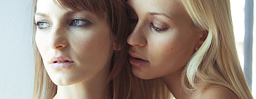 Agatha & Tracy Lindsay - Love for sale